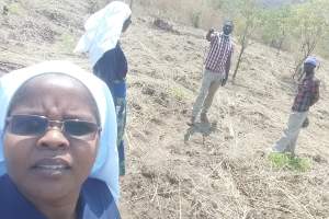 Empowering Communities to Move Out of Dependency in Malawi